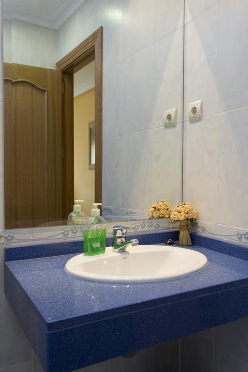 Hostal Dulcinea Esquivias Luaran gambar